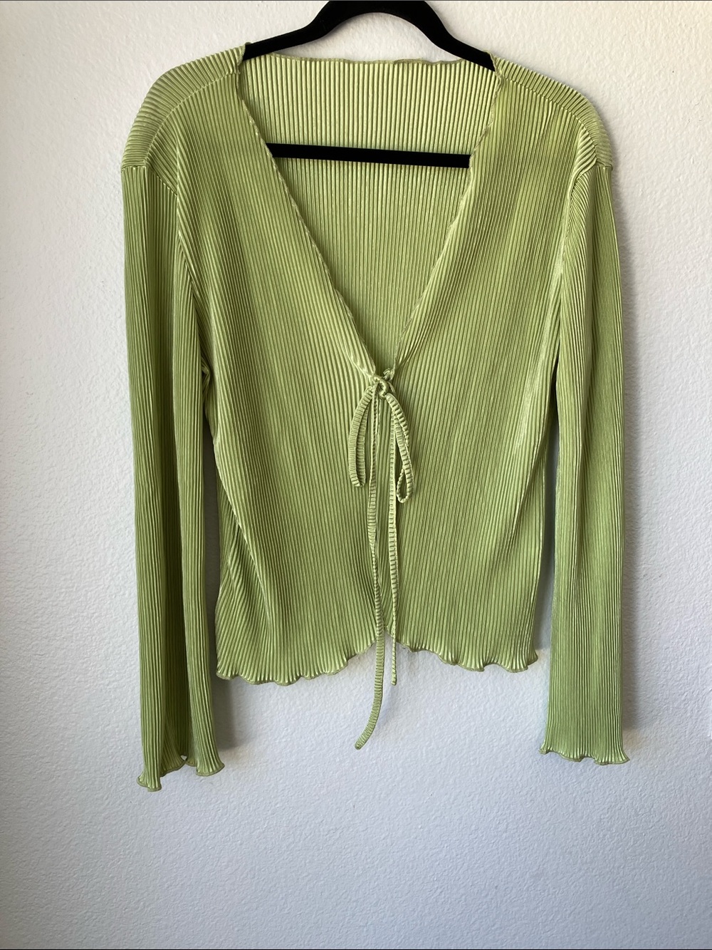 Women’s Lightweight Tie-Front Ribbed Top - Light Green Lettuce Hem